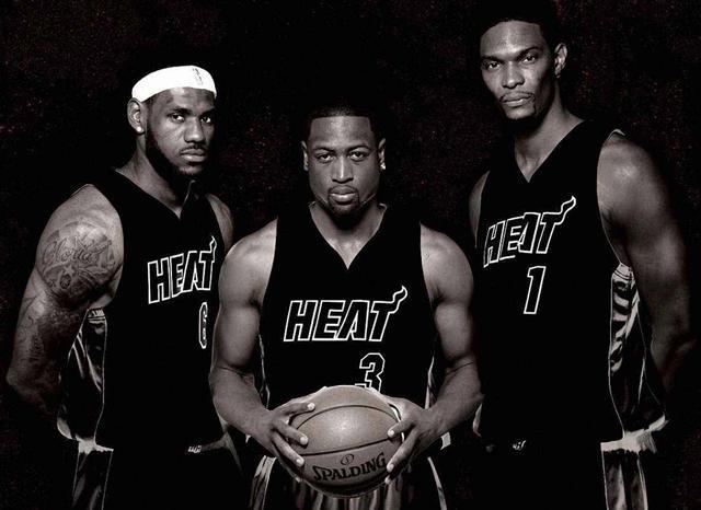 10天前被火箭裁掉！媒体人：新疆签下新外援凯文·哈里斯（被火箭裁员仅10天，媒体称新疆已签下外援凯文·哈里斯）