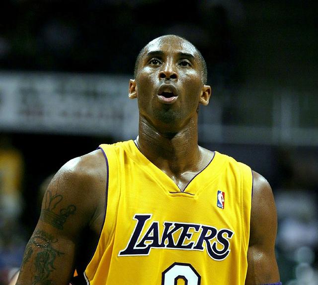 贝尔：维尼修斯和姆巴佩令人失望，他们把进攻变得复杂化了（贝尔：维尼修斯与姆巴佩令人失望，让球队进攻过于复杂）