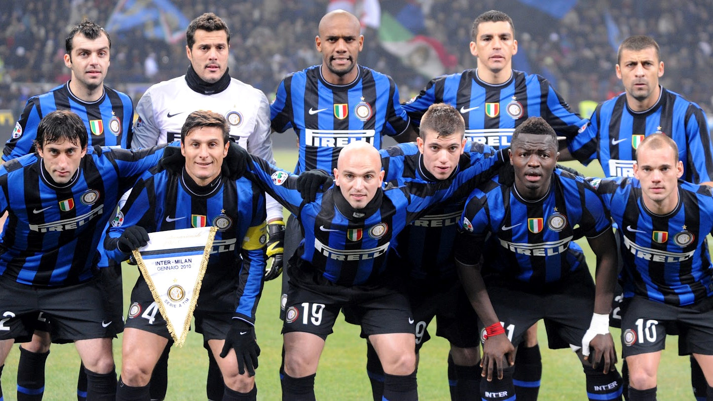 李帅与海港球迷同庆：尊敬的四星球迷，冠军是我们一起拿到的（李帅与海港球迷同庆：致敬四星球迷，冠军属于我们所有人）