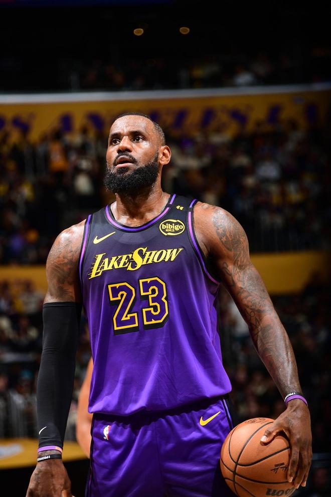 足记·风云丨2025足协杯巅峰之战—钟义浩（足记风云：钟义浩征战2025足协杯巅峰对决）