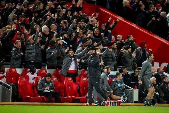 绿茵传承，足球主题文化展“十五运”站在广东美术馆开幕（“十五运”绿茵传承足球主题文化展在广东美术馆启幕）