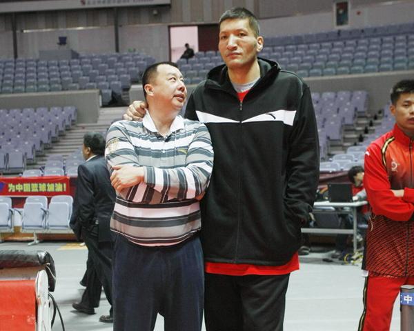 瓦尔加斯小彩娃发威！费内巴切五局击败瓦基弗夺土超杯（瓦尔加斯火力全开！费内巴切五局力克瓦基弗加冕土超杯）