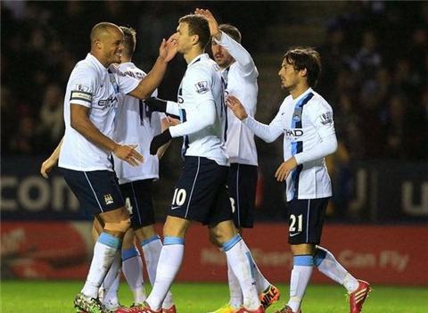 AC米兰在意大利杯1／8决赛中0-1不敌拉齐奥，终结13连胜，遭遇赛季首败。（意大利杯1／8决赛，AC米兰0-1不敌拉齐奥，13连胜止步遭遇赛季首败）