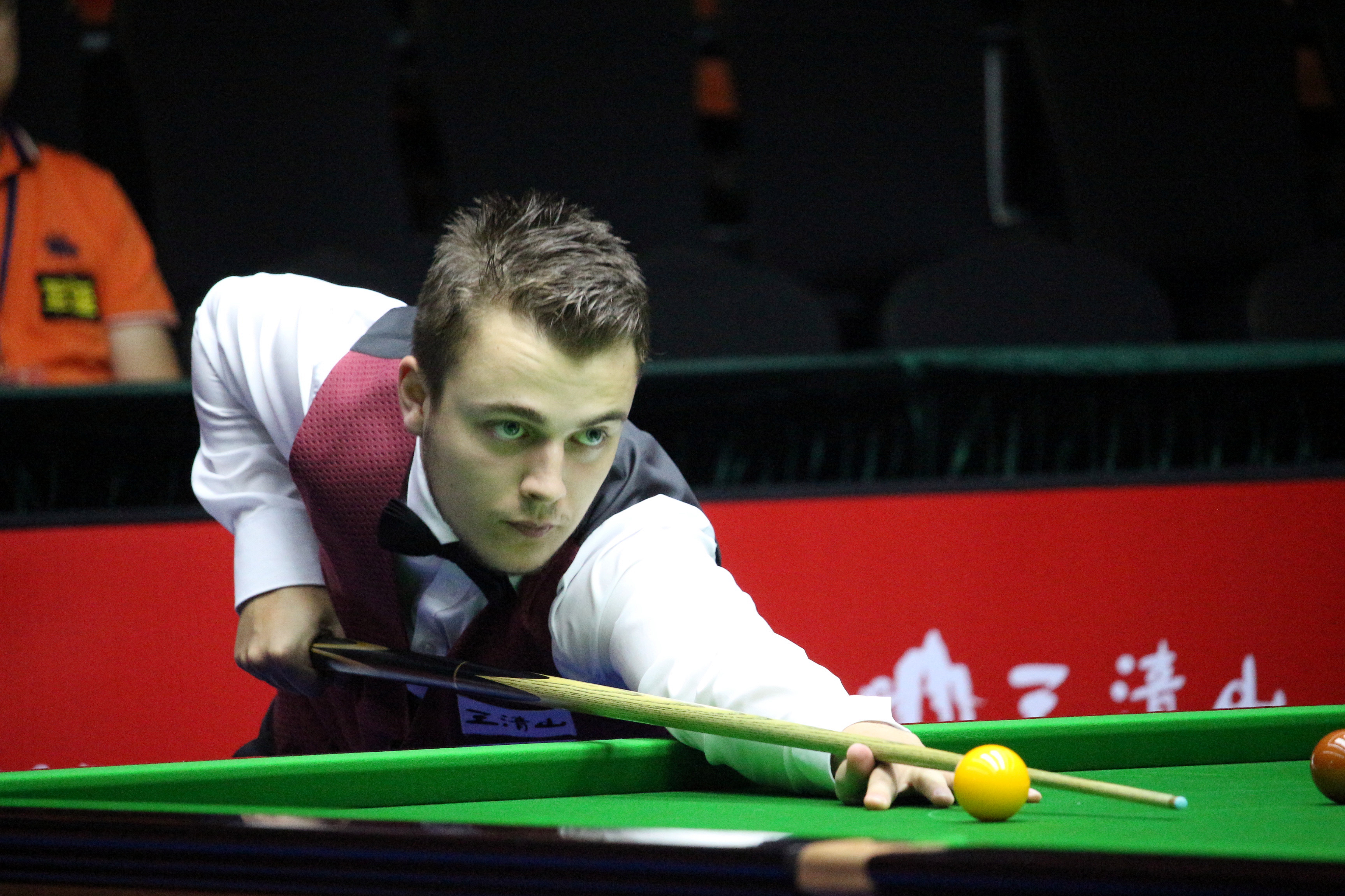 部在幕后精 部在幕后精